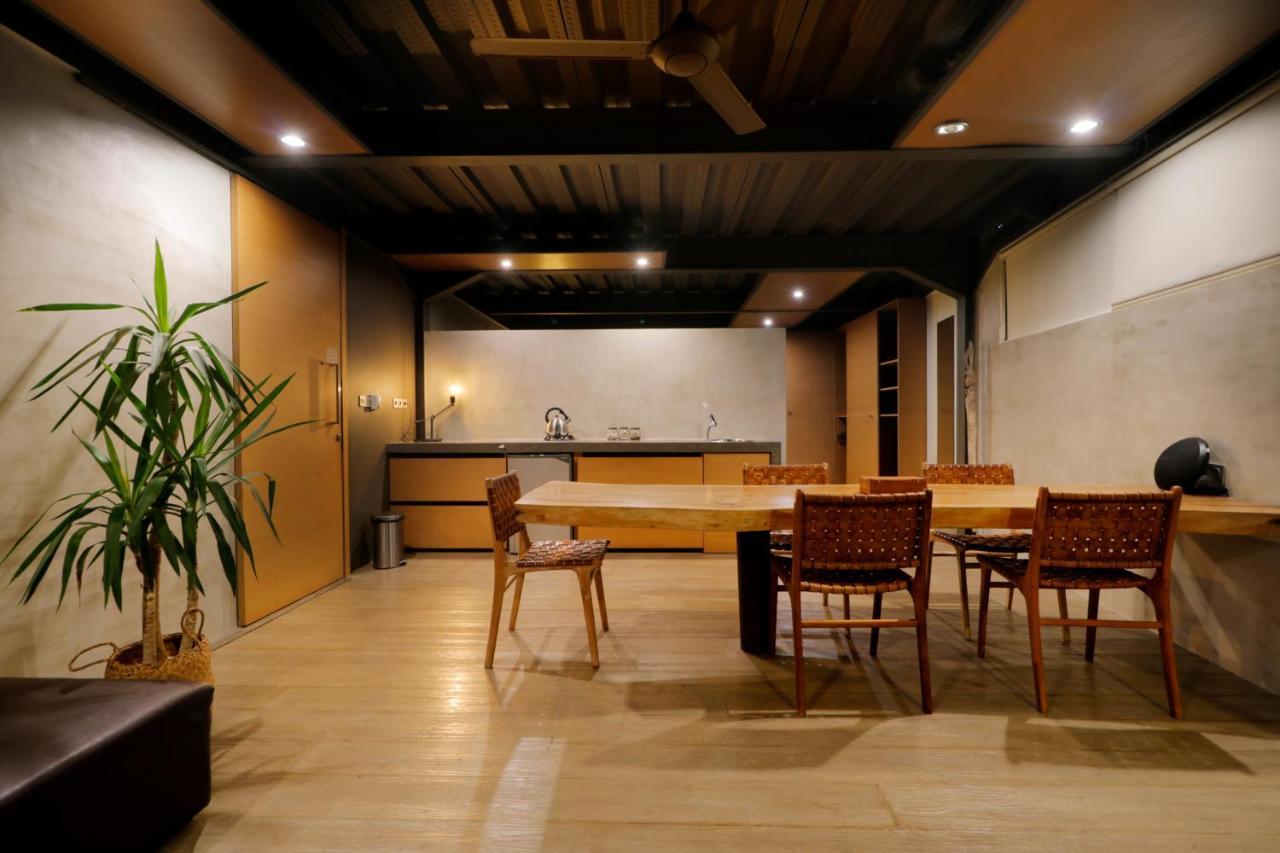 Clio Apartment Seminyak Dış mekan fotoğraf